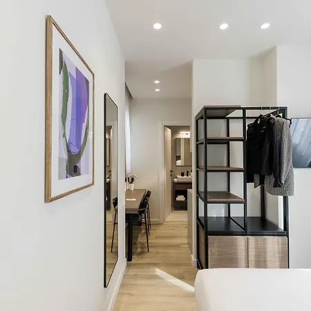 Apartment Master Plaka *